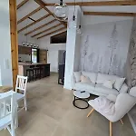 Hunsrücker Tiny Ferien L Сasa de vacaciones *