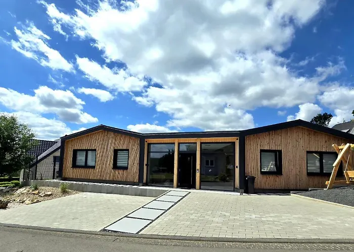 Hunsruecker Tiny Ferien L *